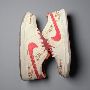 Nike Dunks (N7)